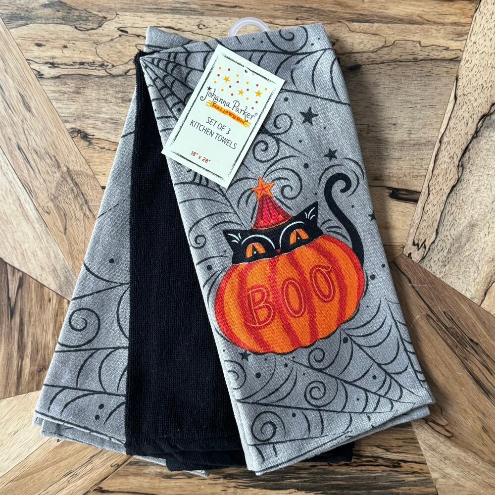Johanna Parker Halloween Kitchen Towels Set of 3 Black Cat Pumpkin BOO Grey NWT